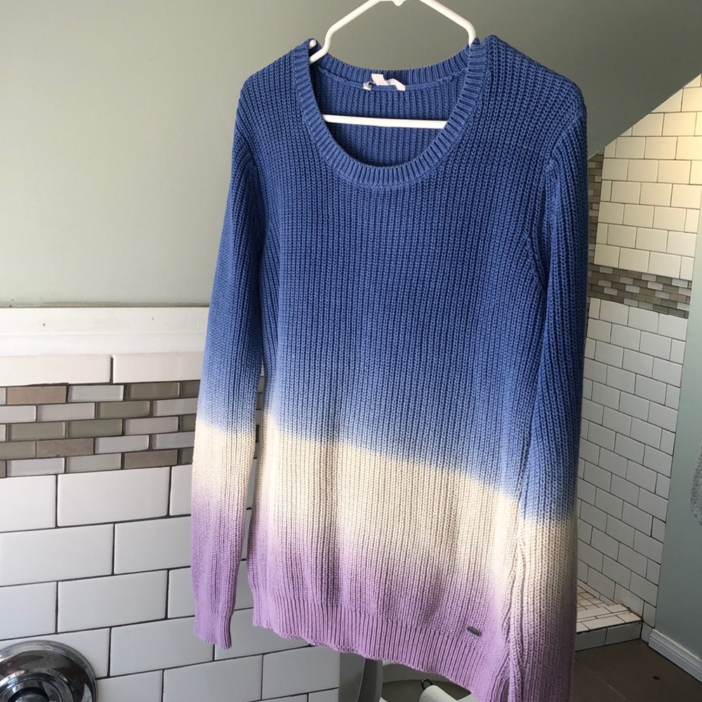 SOLD—— Volcom Stone Sweater